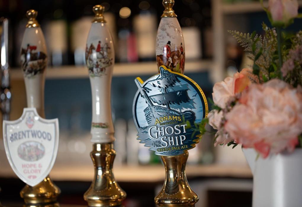 The Pheasant Public House & Hotel Gestingthorpe Exterior photo